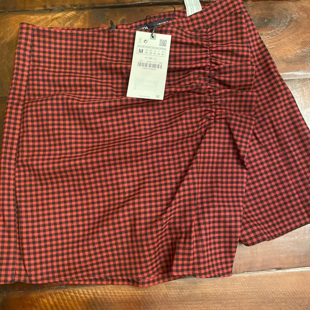 Zara red and black mini skirt. Shorts underneath. Never worn.